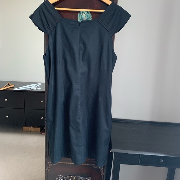 Black Gap dress brand new no tags - Picture 2 of 2